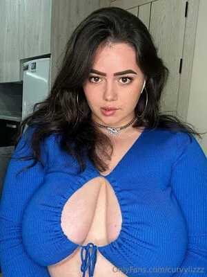 Curvylizzz OnlyFans Leaked Free Thumbnail Picture - #iyLLKK5pOx